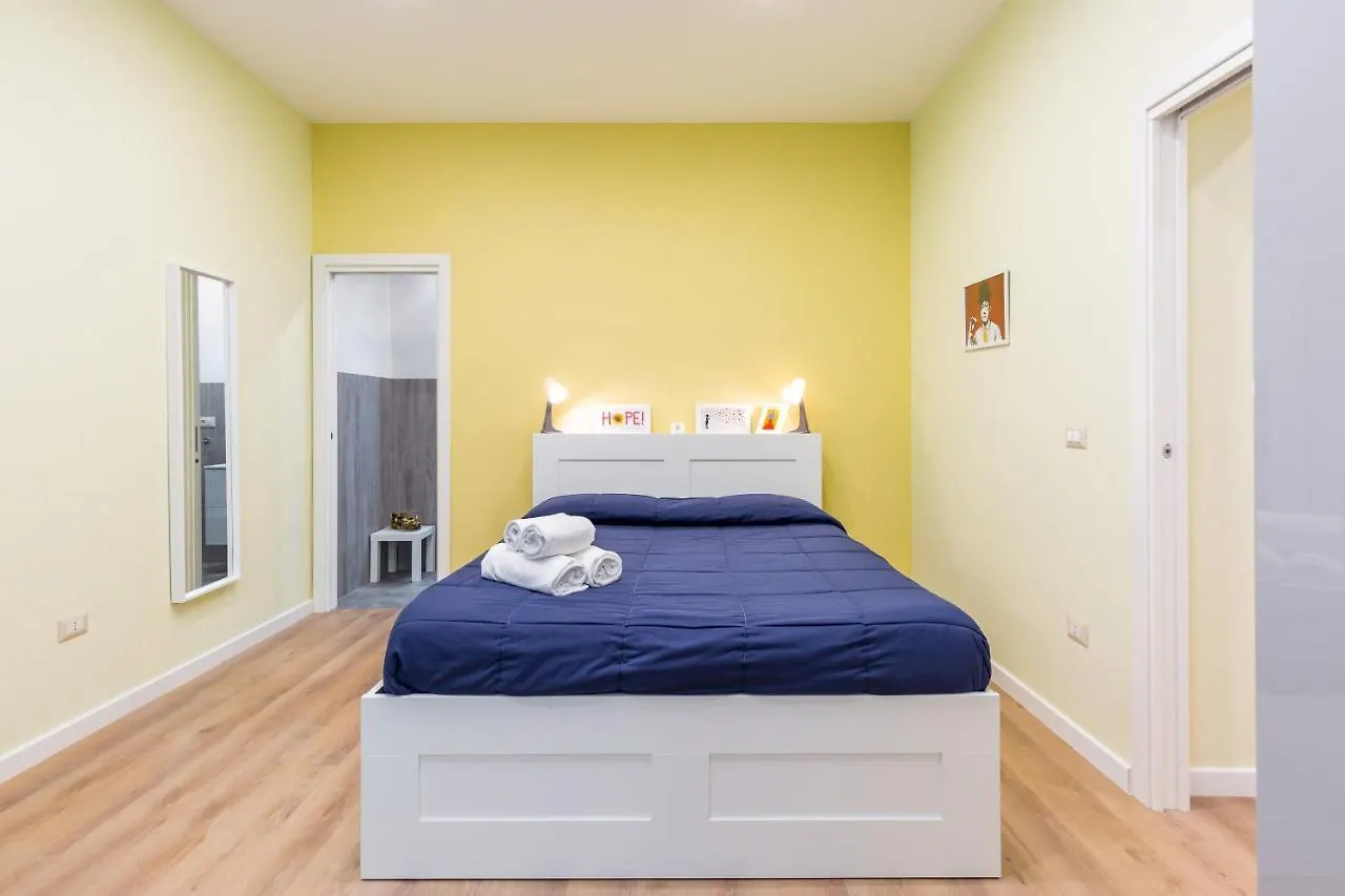 San Marcellino Cool And Central By Napoliapartments Appartamento Napoli