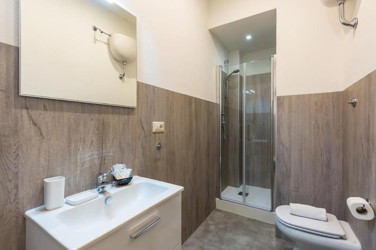 San Marcellino Cool And Central By Napoliapartments Napoli