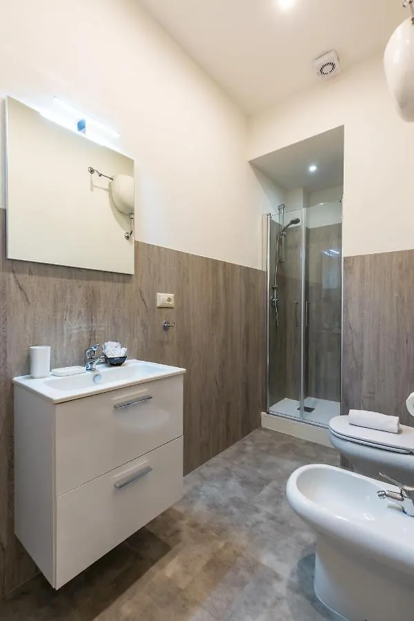San Marcellino Cool And Central By Napoliapartments 0*, Napoli Italia